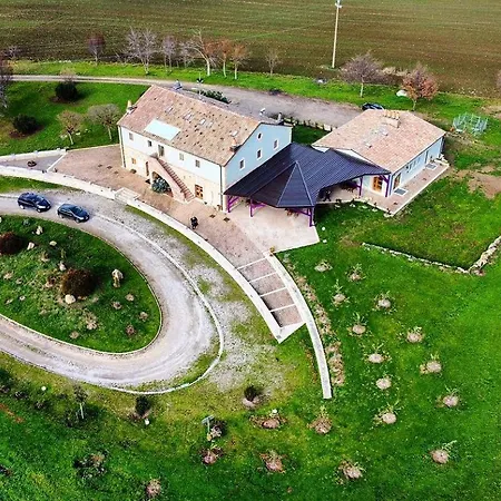 Vulcano Monticchio 팜스테이 Monticchio Sgarroni